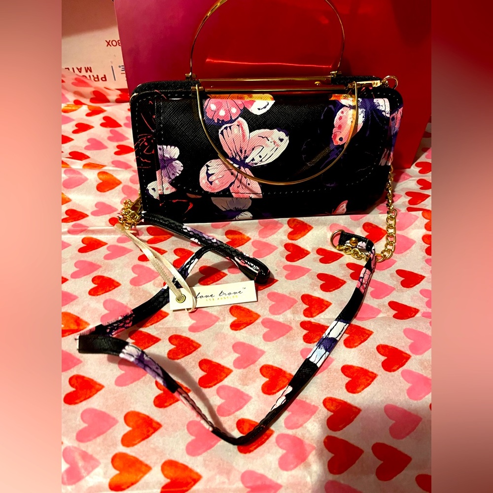 Wallet crossbody black floral